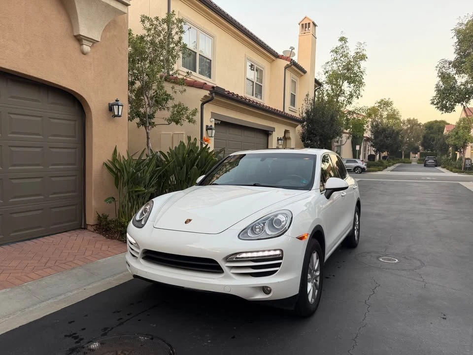 2015 Porsche 958 Cayenne - Image 3 of 19