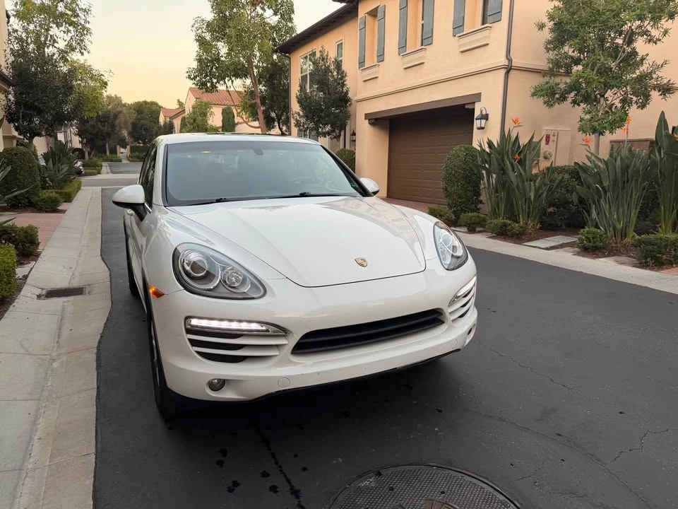 2015 Porsche 958 Cayenne - Image 4 of 19