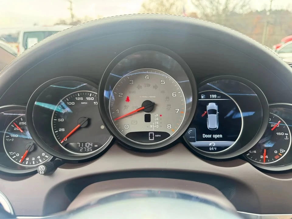 2015 Porsche 958 Cayenne - Image 11 of 20