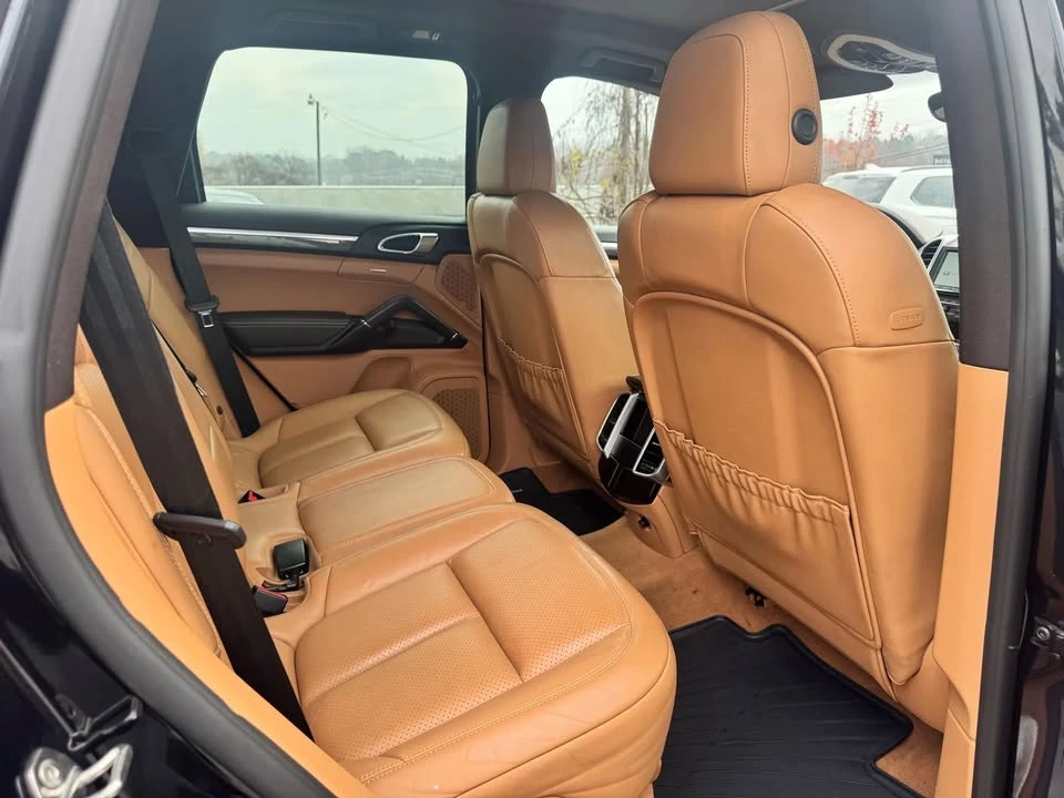 2015 Porsche 958 Cayenne - Image 18 of 20