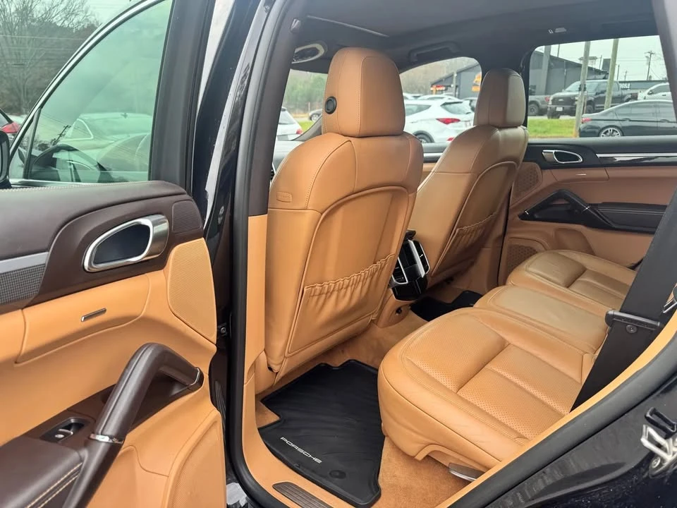2015 Porsche 958 Cayenne - Image 15 of 20