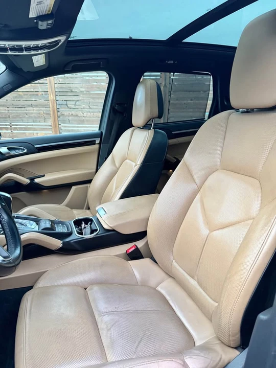 2015 Porsche 958 Cayenne - Image 3 of 9