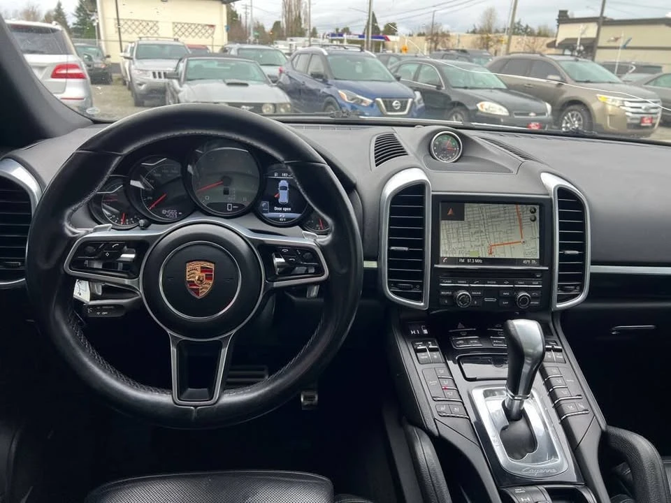 2015 Porsche 958 Cayenne - Image 12 of 20