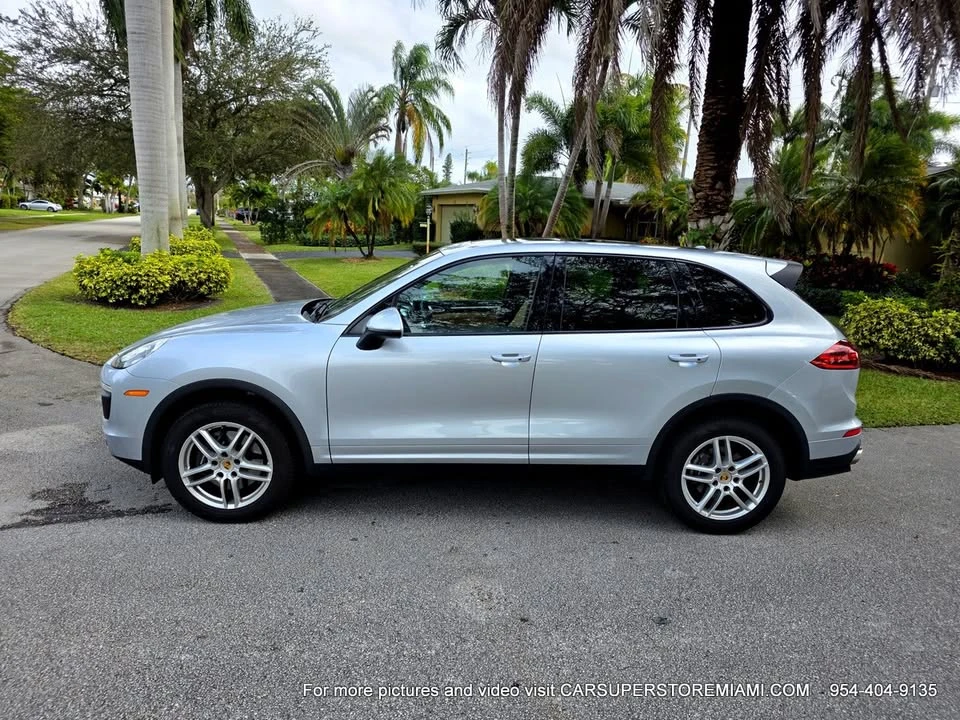 2015 Porsche 958 Cayenne - Image 3 of 20