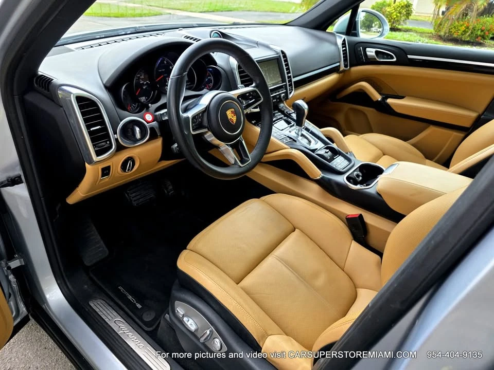 2015 Porsche 958 Cayenne - Image 8 of 20