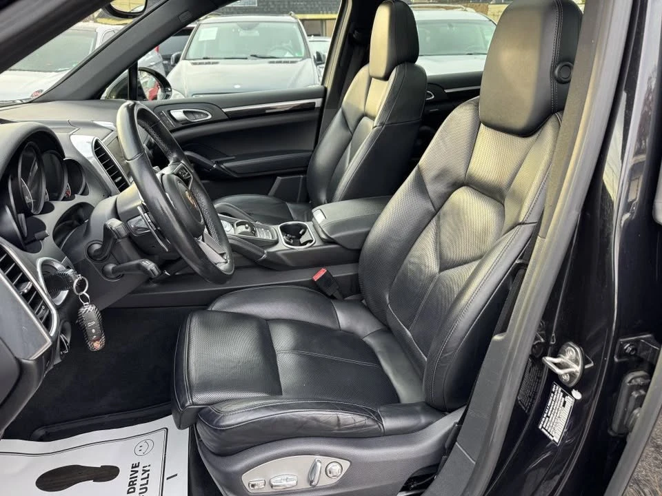 2015 Porsche 958 Cayenne - Image 6 of 15
