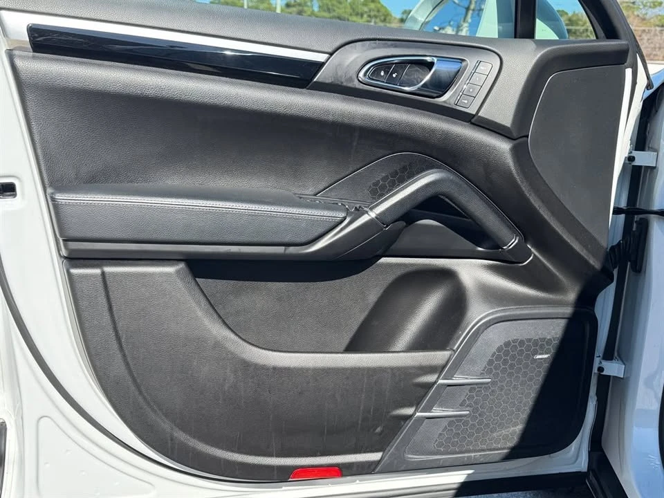 2015 Porsche 958 Cayenne - Image 13 of 13