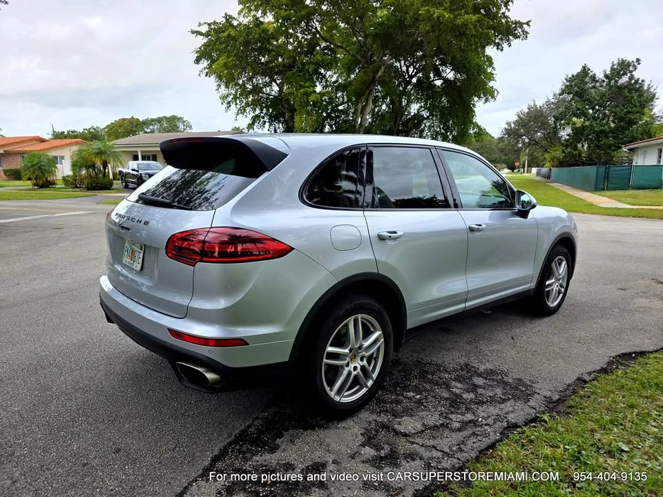 2015 Porsche 958 Cayenne - Image 5 of 20
