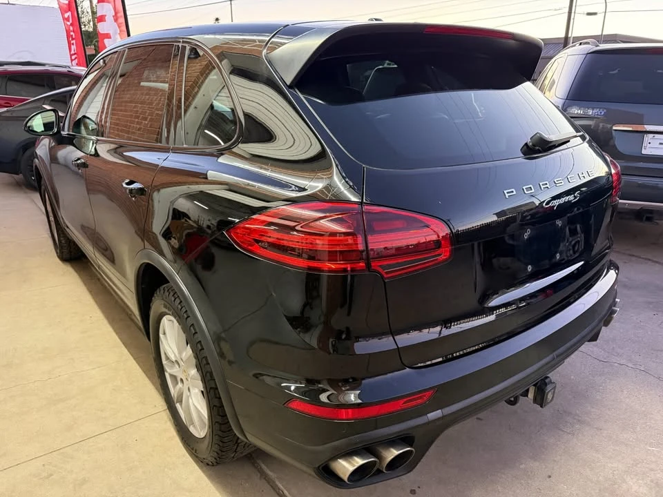 2015 Porsche 958 Cayenne S - Image 2 of 18