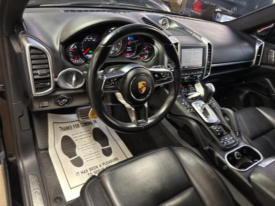 2015 Porsche 958 Cayenne S - Image 16 of 18