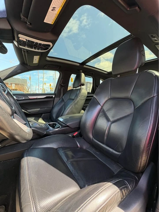 2015 Porsche 958 Cayenne - Image 16 of 19