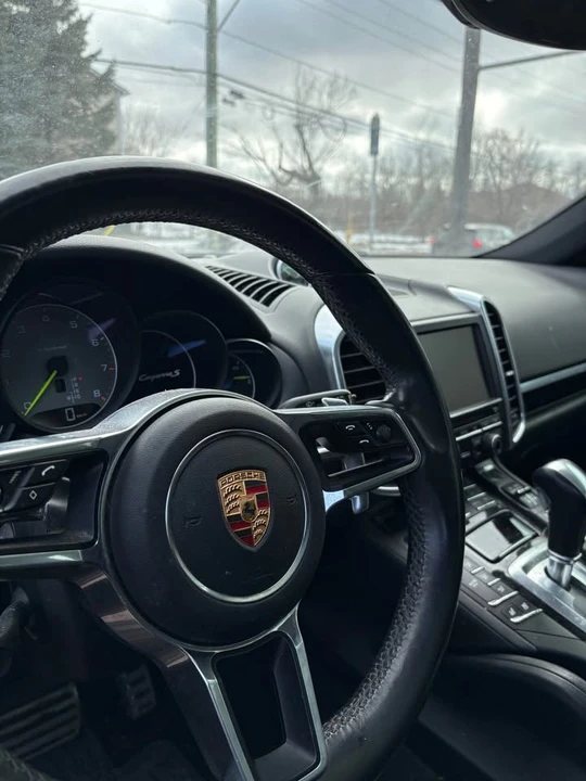 2015 Porsche 958 Cayenne - Image 13 of 19