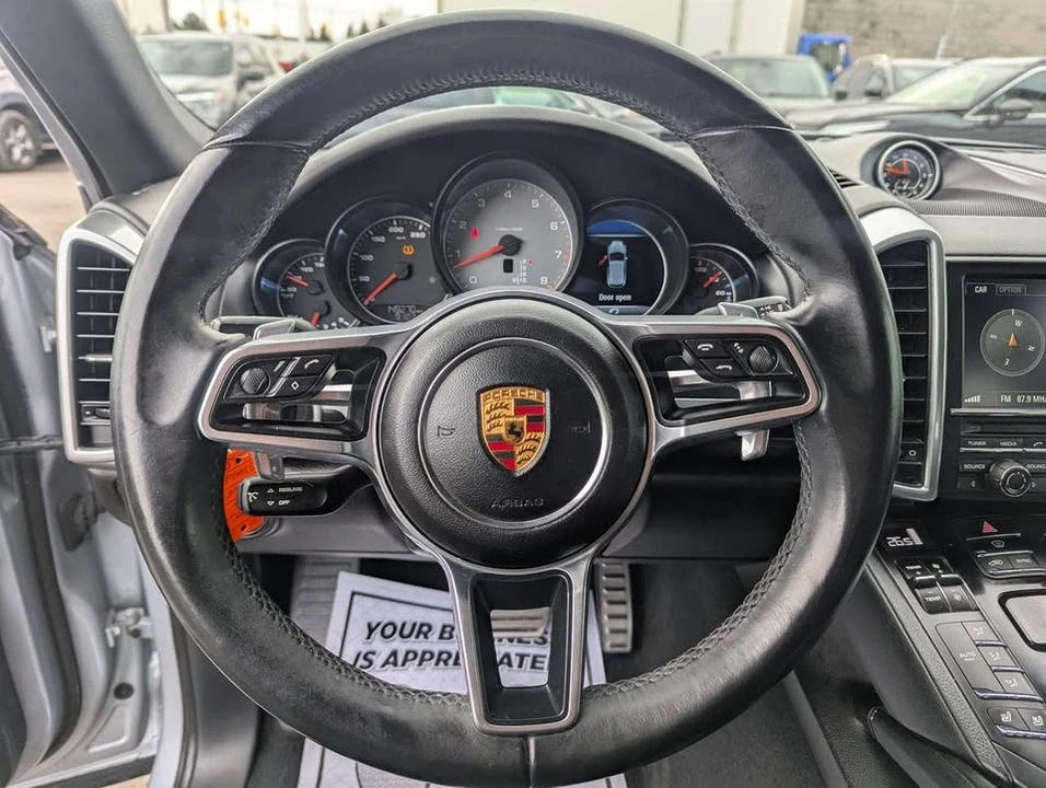 2015 Porsche 958 Cayenne S - Image 12 of 20