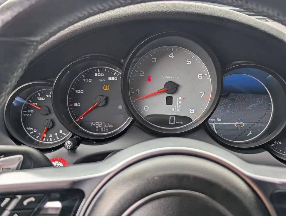 2015 Porsche 958 Cayenne S - Image 13 of 20
