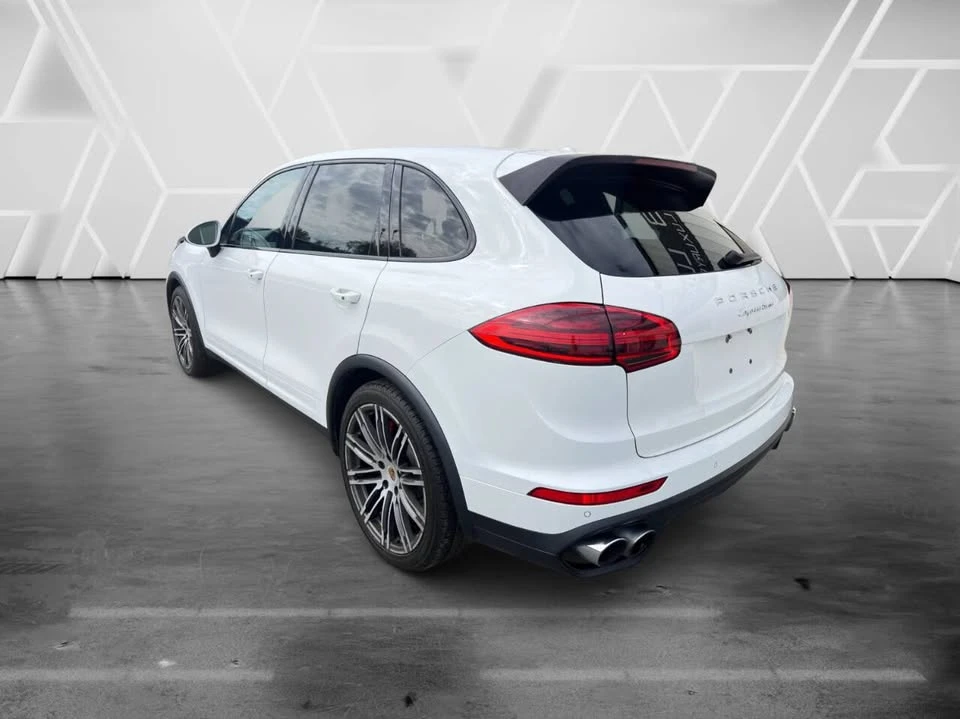 2015 Porsche 958 Cayenne - Image 7 of 9