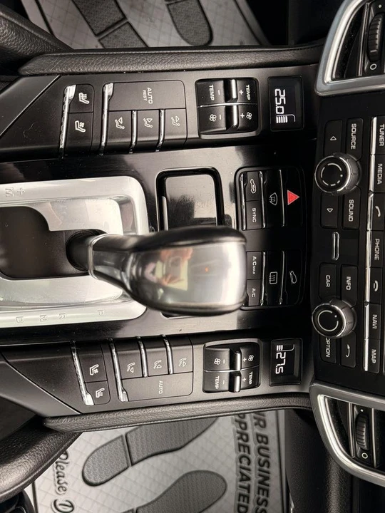 2015 Porsche 958 Cayenne - Image 5 of 19