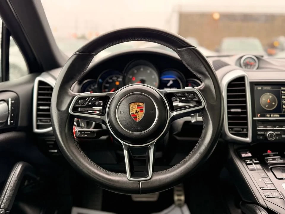 2015 Porsche 958 Cayenne S - Image 15 of 20