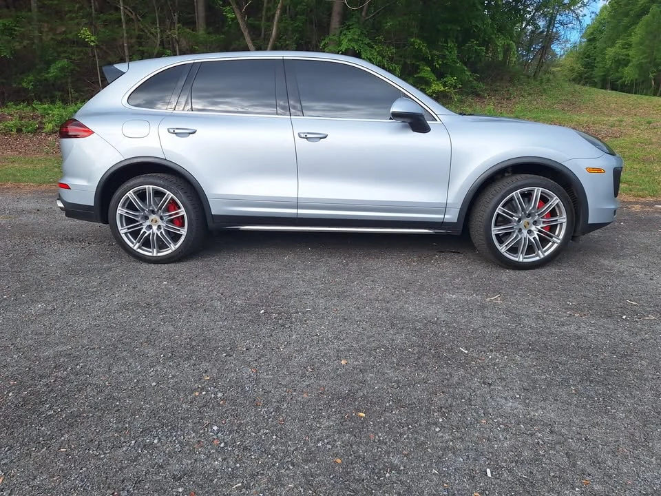 2015 Porsche 958 Cayenne - Image 6 of 20