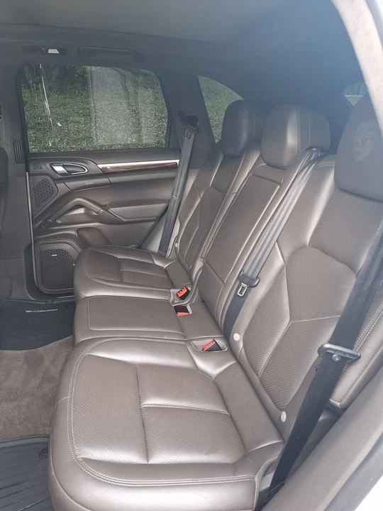 2015 Porsche 958 Cayenne - Image 15 of 20