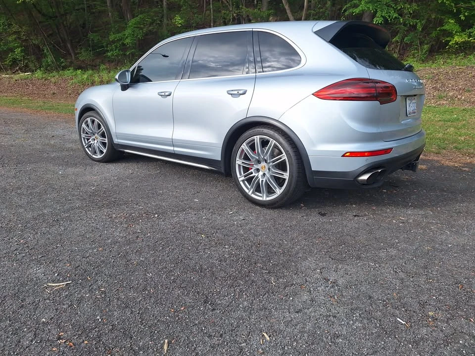 2015 Porsche 958 Cayenne - Image 3 of 20