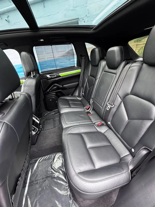 2015 Porsche 958 Cayenne - Image 9 of 9