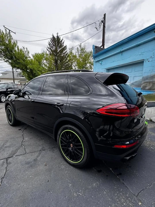 2015 Porsche 958 Cayenne - Image 5 of 9