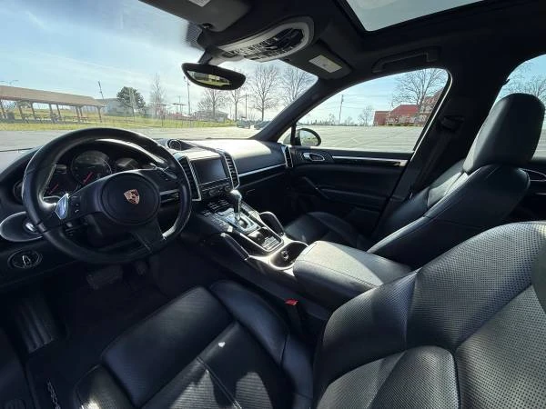 2015 Porsche 958 Cayenne - Image 6 of 8