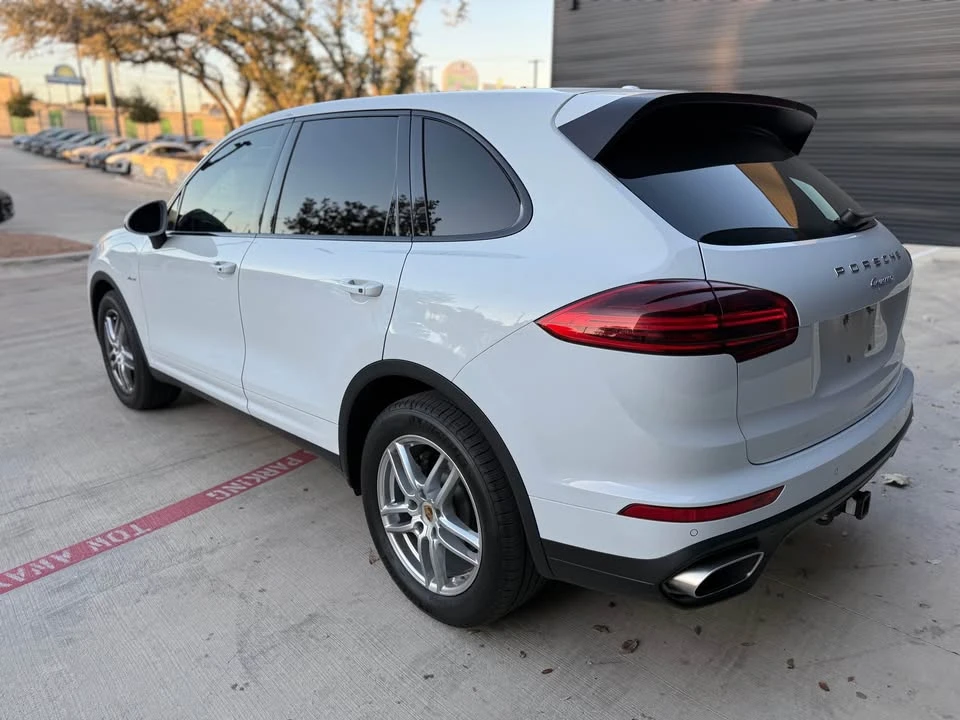2015 Porsche 958 Cayenne Diesel - Image 4 of 11