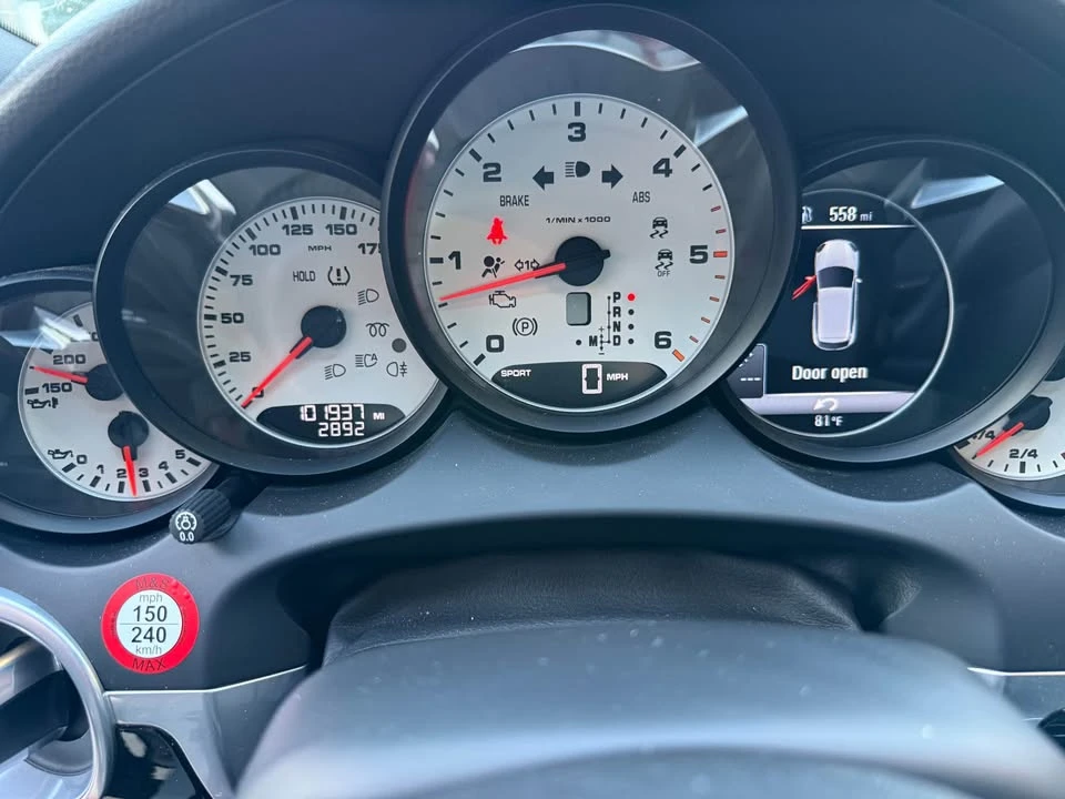 2015 Porsche 958 Cayenne Diesel - Image 10 of 11