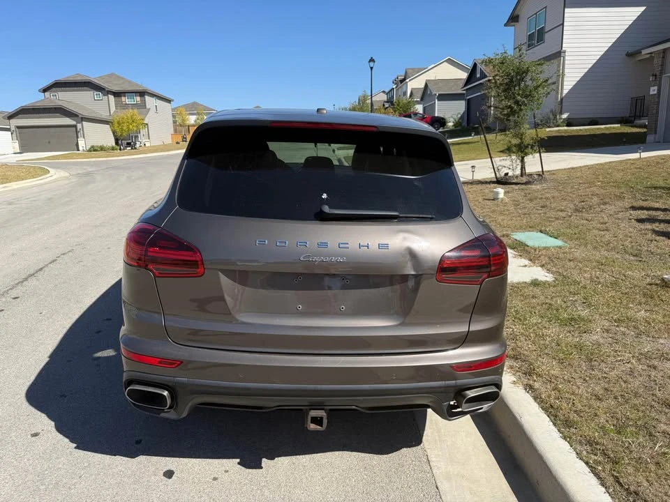 2015 Porsche 958 Cayenne Diesel - Image 4 of 17