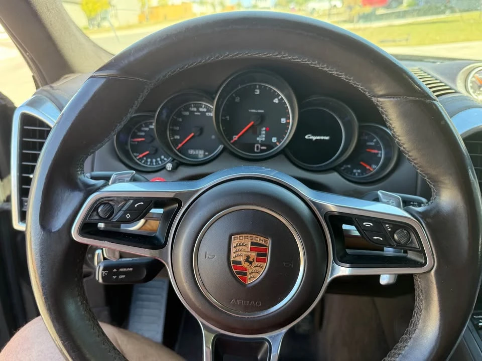2015 Porsche 958 Cayenne Diesel - Image 11 of 17