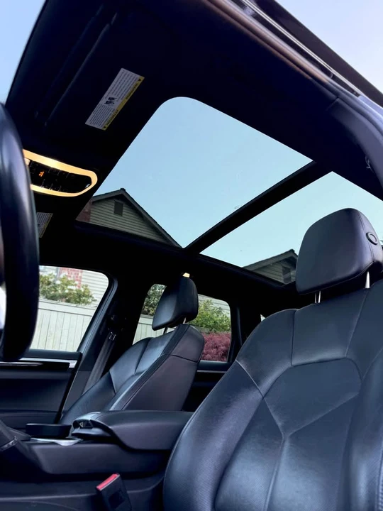 2015 Porsche - Image 16 of 20