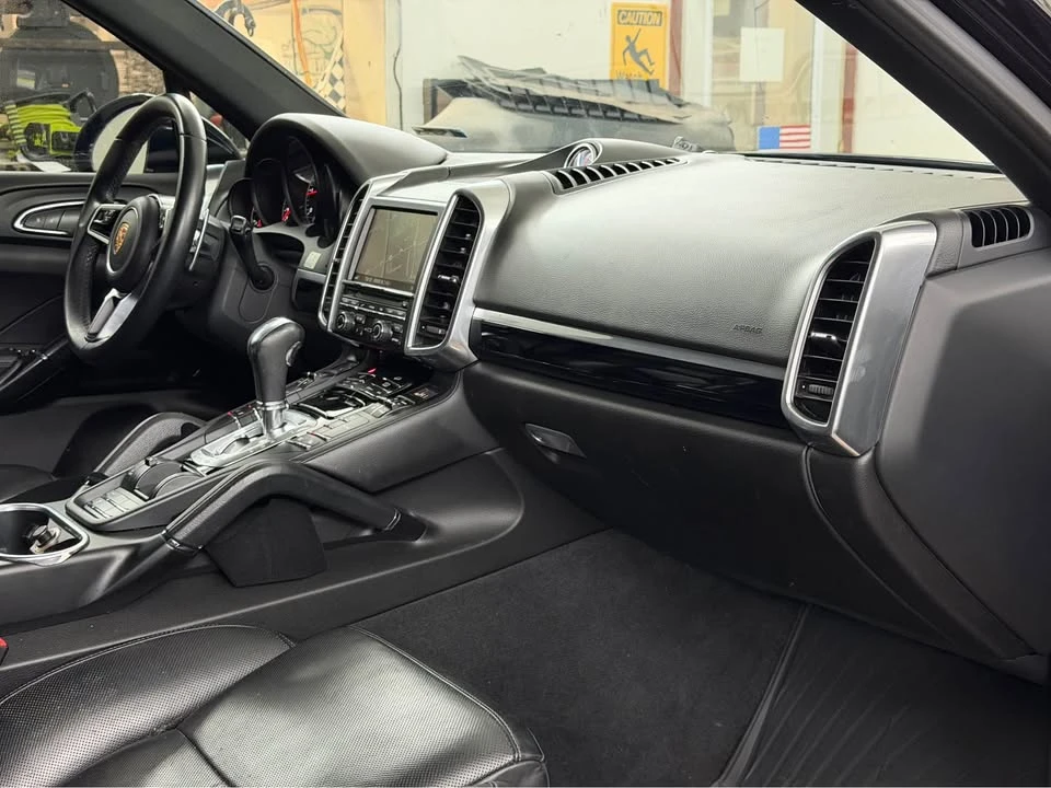 2015 Porsche 958 Cayenne Diesel - Image 13 of 20