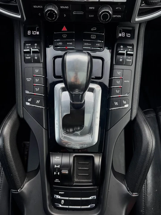 2015 Porsche 958 Cayenne Diesel - Image 15 of 15