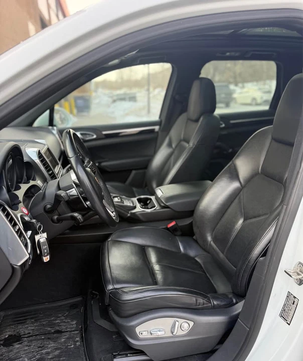 2015 Porsche 958 Cayenne Diesel - Image 5 of 15