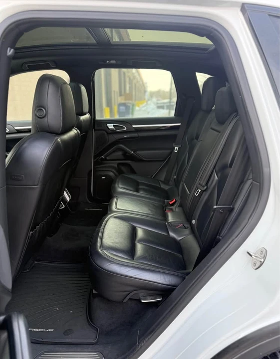 2015 Porsche 958 Cayenne Diesel - Image 6 of 15