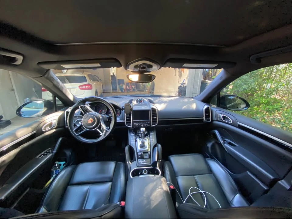 2015 Porsche 958 Cayenne Diesel - Image 6 of 11