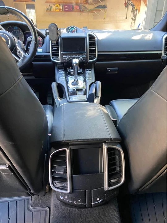 2015 Porsche 958 Cayenne Diesel - Image 10 of 11