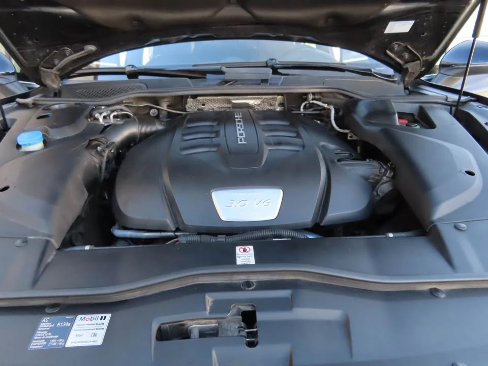 2015 Porsche 958 Cayenne Diesel - Image 17 of 19