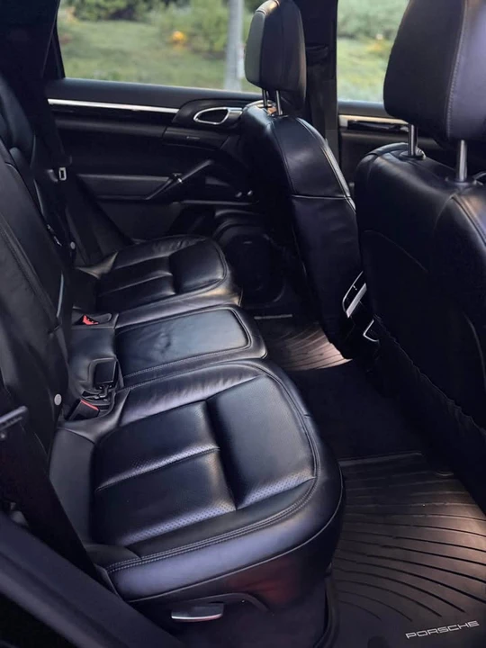 2015 Porsche 958 Cayenne - Image 8 of 15