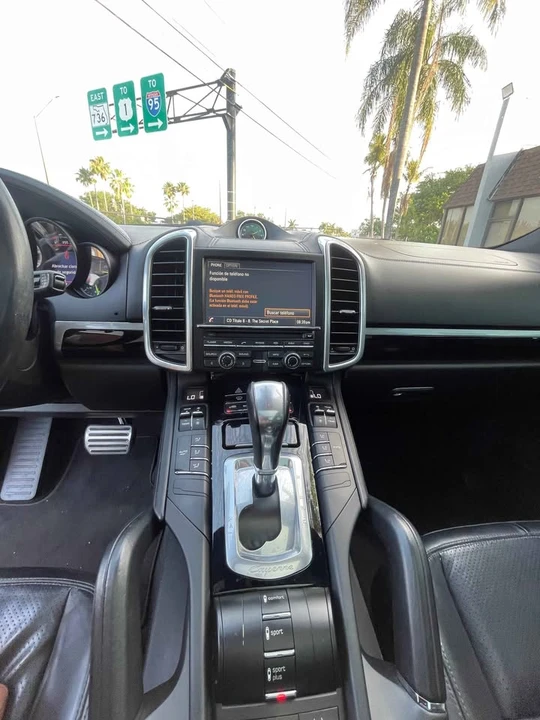 2015 Porsche 958 Cayenne - Image 12 of 12