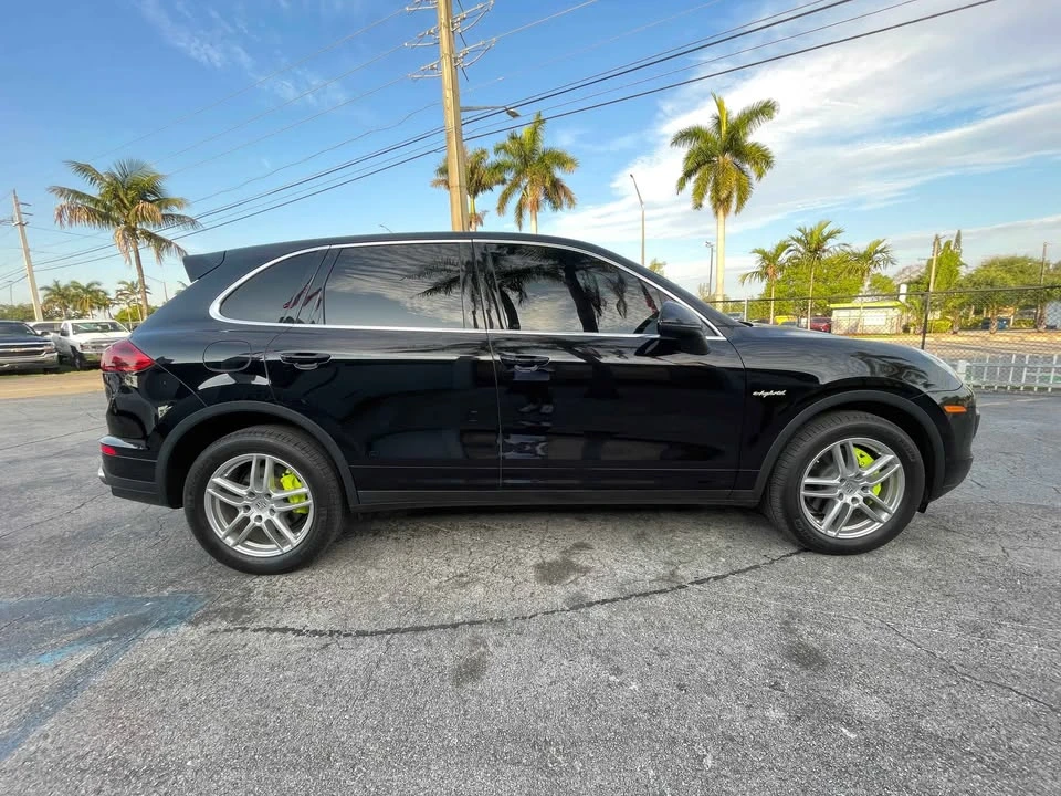 2015 Porsche 958 Cayenne - Image 7 of 12