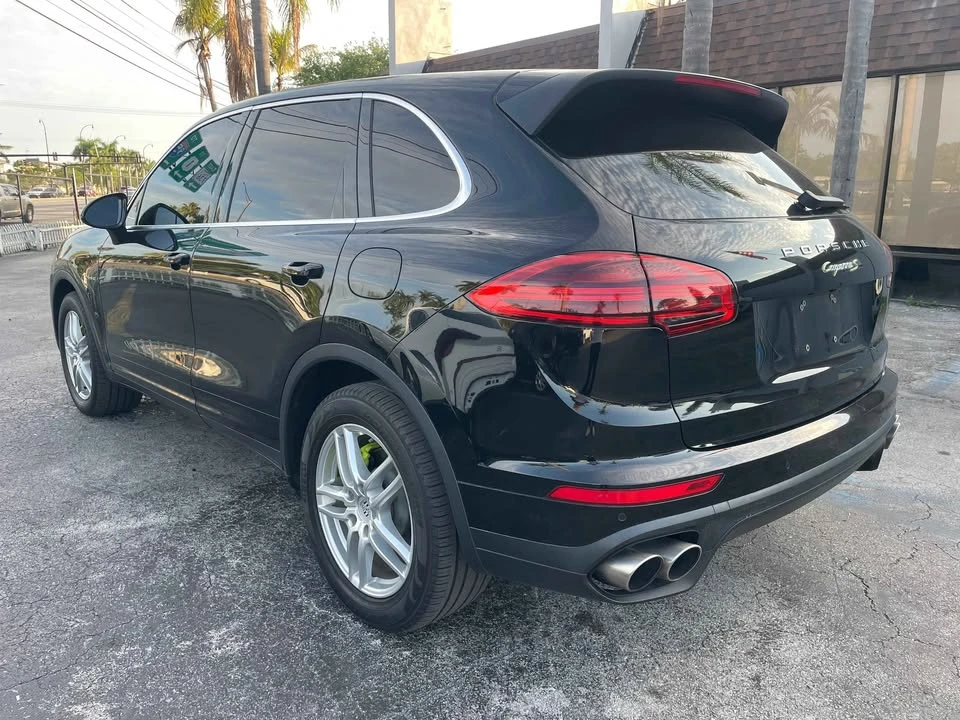 2015 Porsche 958 Cayenne - Image 3 of 12