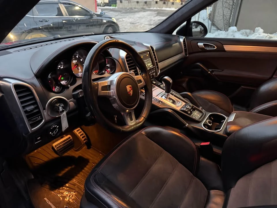 2015 Porsche 958 Cayenne GTS - Image 16 of 19