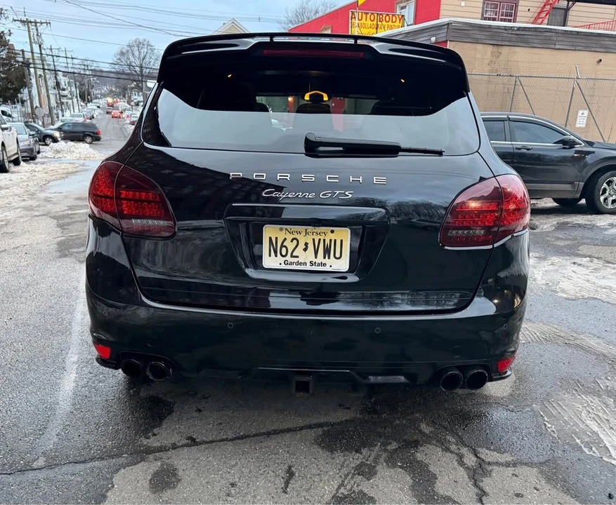 2015 Porsche 958 Cayenne GTS - Image 14 of 19