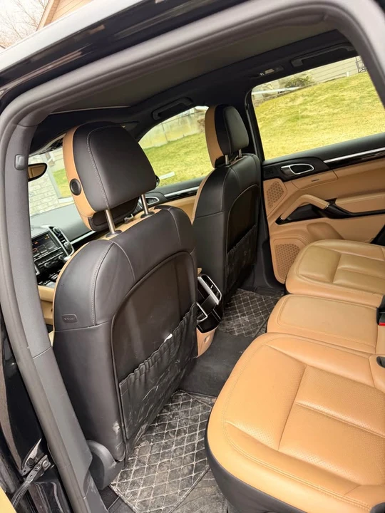 2015 Porsche 958 Cayenne - Image 5 of 11
