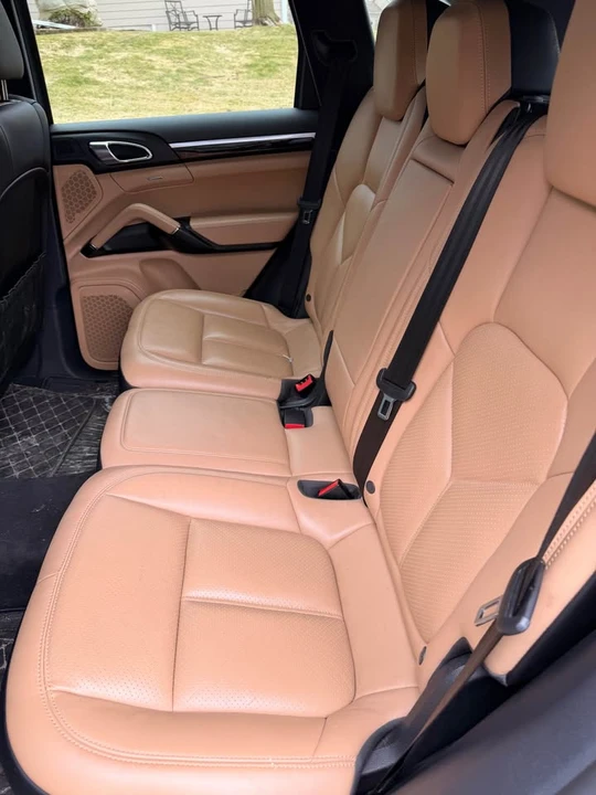 2015 Porsche 958 Cayenne - Image 4 of 11