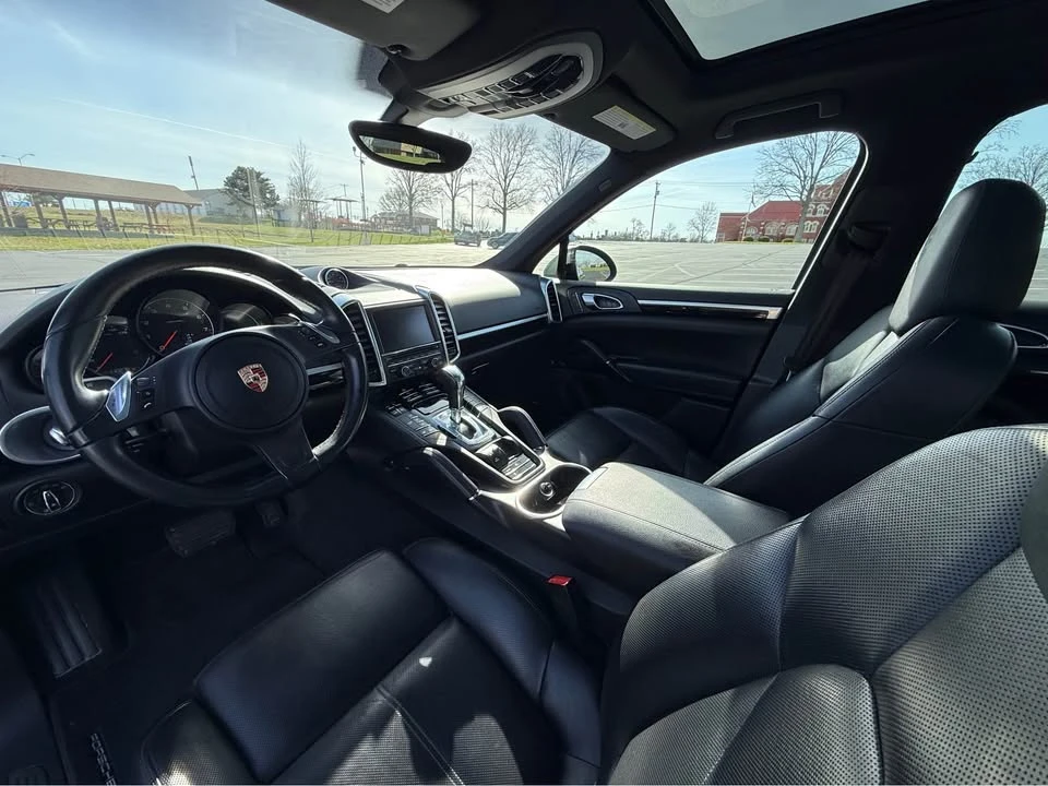 2015 Porsche 958 Cayenne - Image 6 of 8