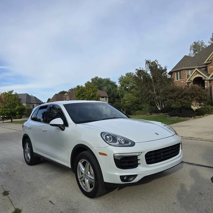 2015 Porsche 958 Cayenne S - Image 4 of 14