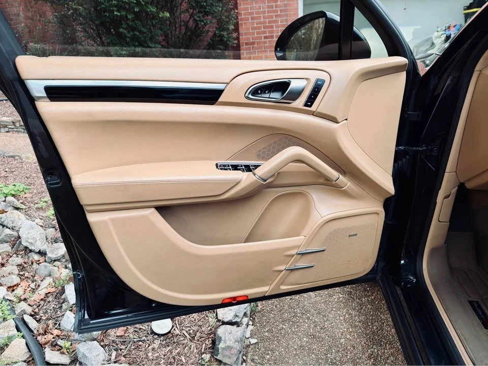 2015 Porsche 958 Cayenne S - Image 5 of 20